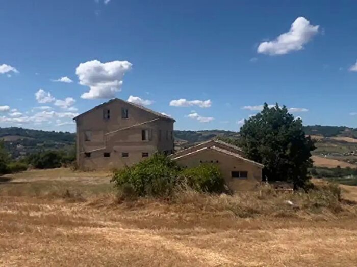 Casa in vendita in Contrada Chiarmonte, Servigliano