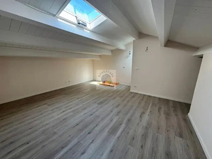 Appartamento trilocale in vendita in Via Epicarmo, Siracusa