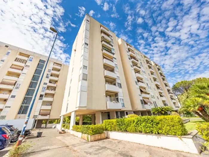 Appartamento quadrilocale in vendita in Via Paola Drigo, Roma