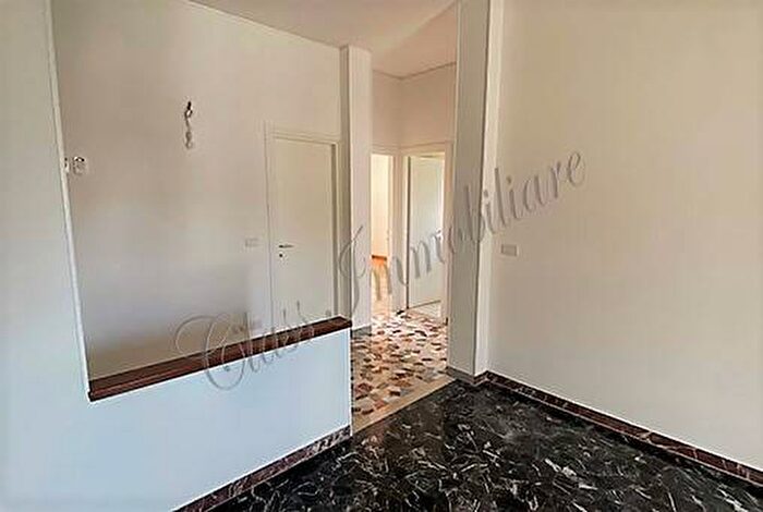 Appartamento quadrilocale in affitto in Via Fratelli Bronzetti, Centro, Mantova