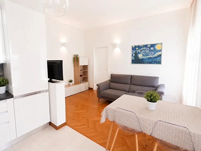 Appartamento trilocale in vendita in Via Privata Giuseppe Sacconi, Milano