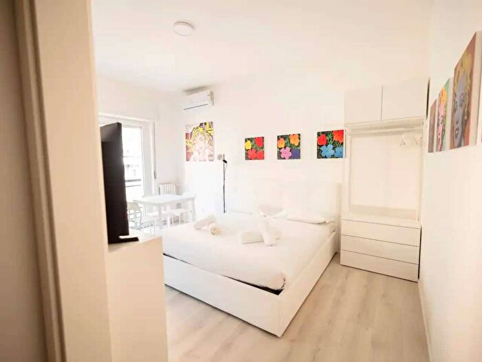 Appartamento monolocale in affitto in Via Marco D'Agrate, Corvetto, Milano