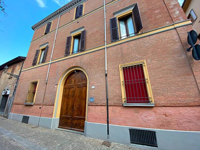 Appartamento monolocale in affitto in Vicolo Inferno, Centro Storico, Imola