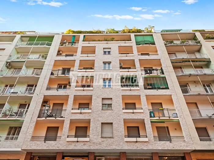 Appartamento quadrilocale in vendita in Via Vigilio Inama, Milano