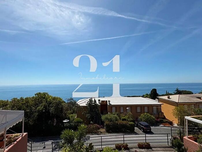 Appartamento bilocale in vendita in Via Agave, Varazze