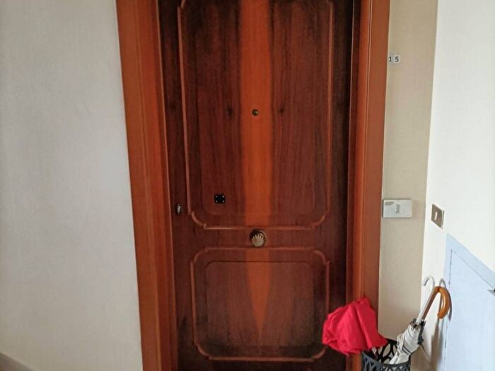 Appartamento quadrilocale in affitto in Via Giovanni Battista Amici, Viali, Modena