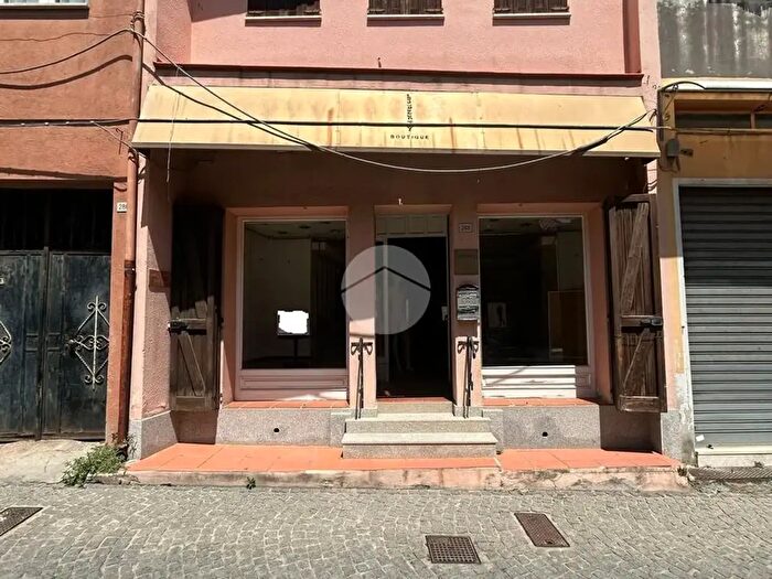 Appartamento quadrilocale in vendita in Via Roma, Sinnai