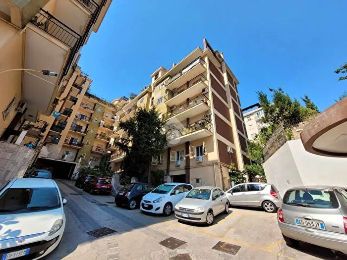 Appartamento bilocale in vendita in Vico delle Nocelle, Napoli