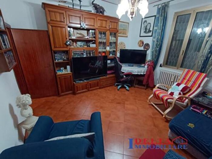 Appartamento con 5 locali in vendita in Rosignano Marittimo