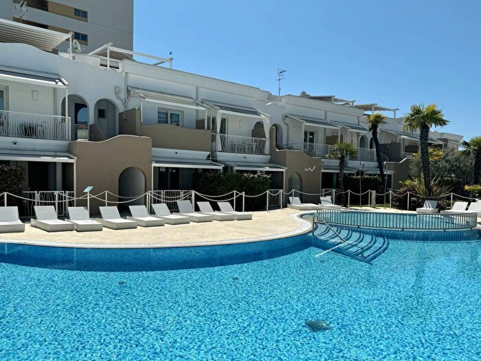 Appartamento trilocale in affitto in Via Don Guerrino Bertolin, Lido Centro Ovest, Jesolo