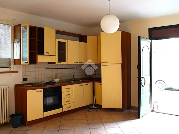 Appartamento bilocale in vendita in Via Salaghi, Forlimpopoli