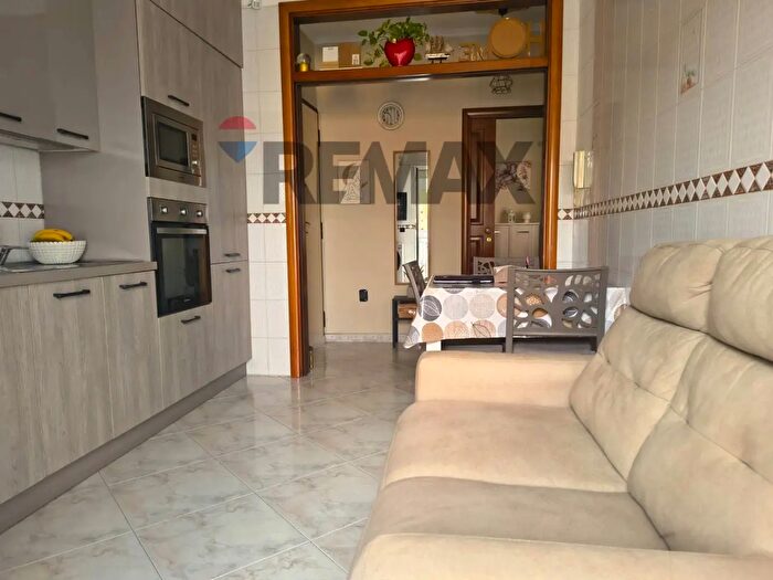 Appartamento trilocale in vendita in Via Carrettieri, Trani