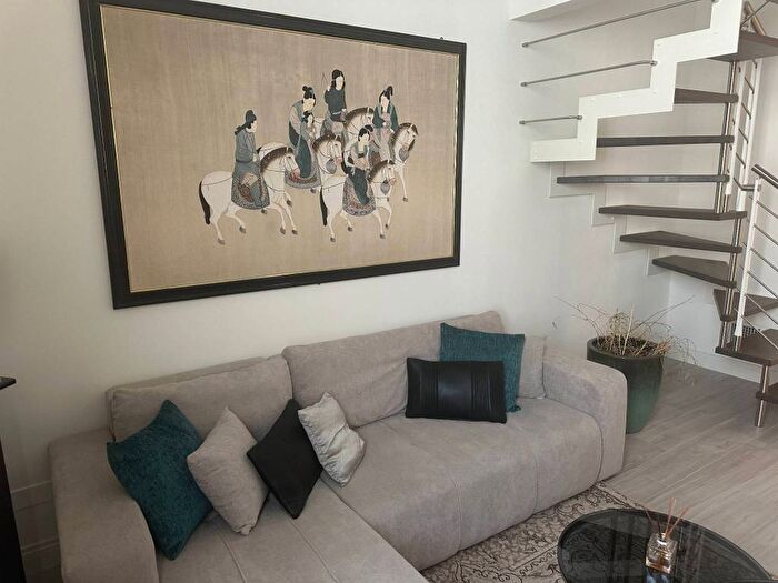 Appartamento quadrilocale in affitto in Via Roma, Centro Storico, Empoli