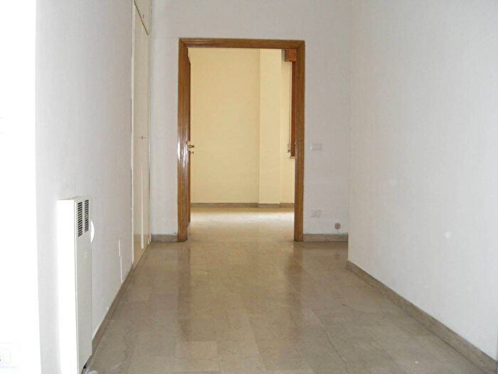 Appartamento quadrilocale in affitto in Viale dei Mille, Centro Storico, Reggio Emilia