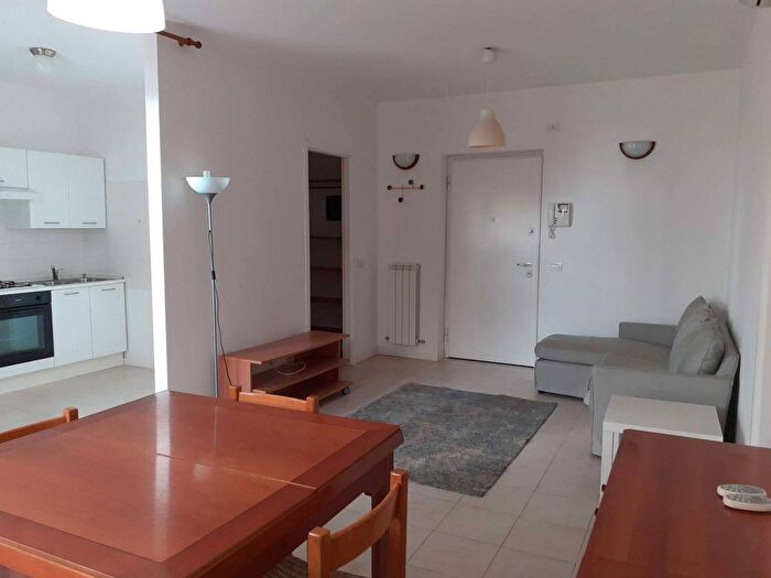 Appartamento trilocale in affitto in Asseggiano, Venezia