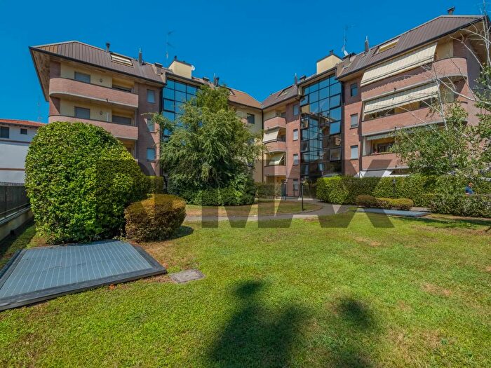 Appartamento trilocale in vendita in Busto Arsizio