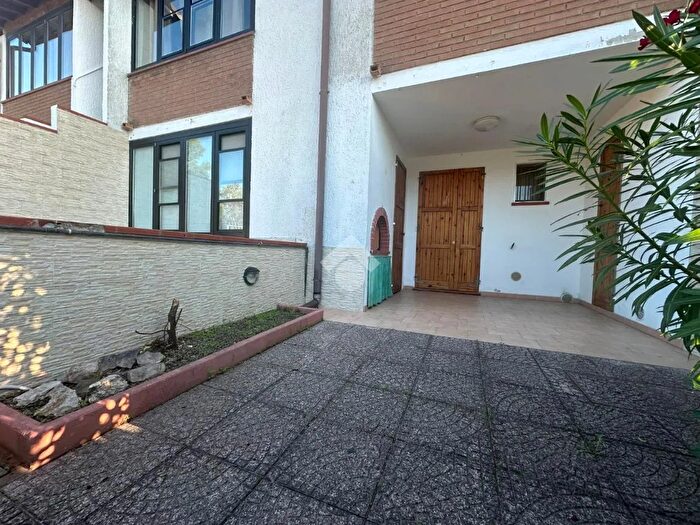 Appartamento trilocale in vendita in Viale G Leopardi, Comacchio