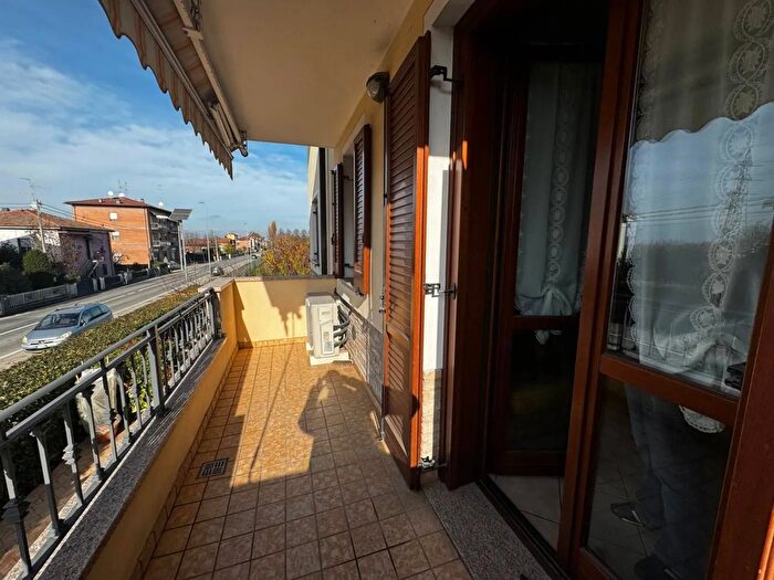 Appartamento quadrilocale in vendita in Via Trento E Trieste Formigine, Formigine