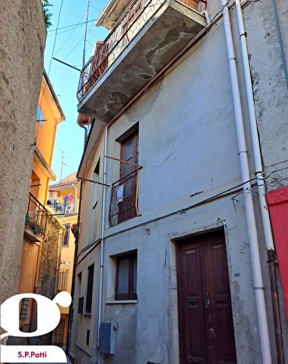 Casa bilocale in vendita in Via G Vico, San Piero Patti
