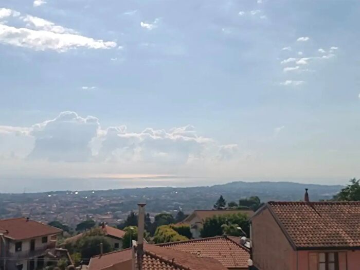 Appartamento con 7 locali in vendita in Trecastagni