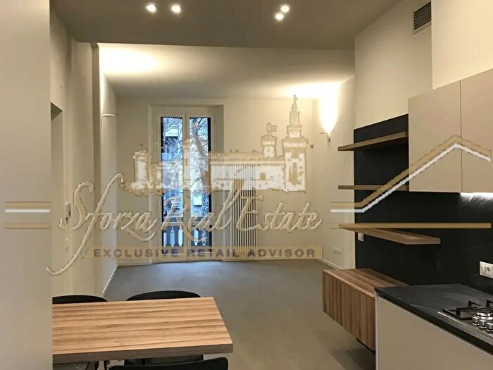 Appartamento trilocale in affitto in Corso Sempione, Milano