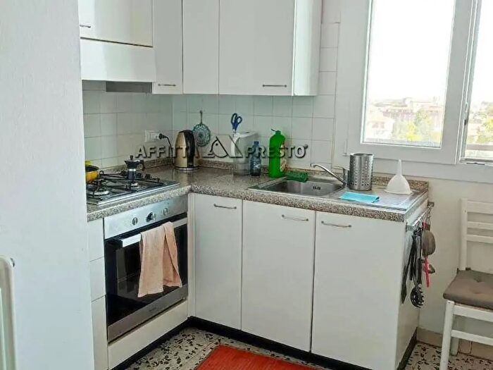 Appartamento con 5 locali in affitto in Via Bassano del Grappa, Ravenna