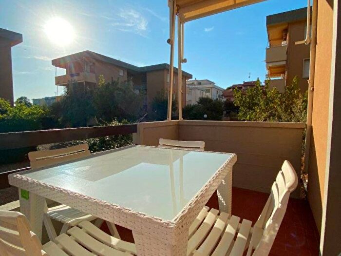 Appartamento trilocale in affitto in Via Isola Argentarola, Zona Nuova Pratoranieri, Follonica