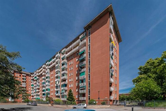 Appartamento con 5 locali in vendita in Via Francesco Saverio Nitti, Torino