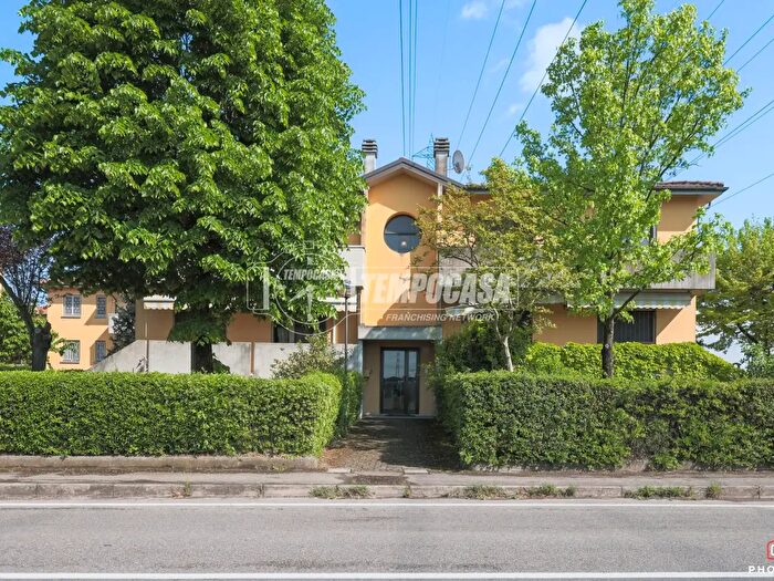 Appartamento con 5 locali in vendita in Via Lunga, Anzola Dell'Emilia