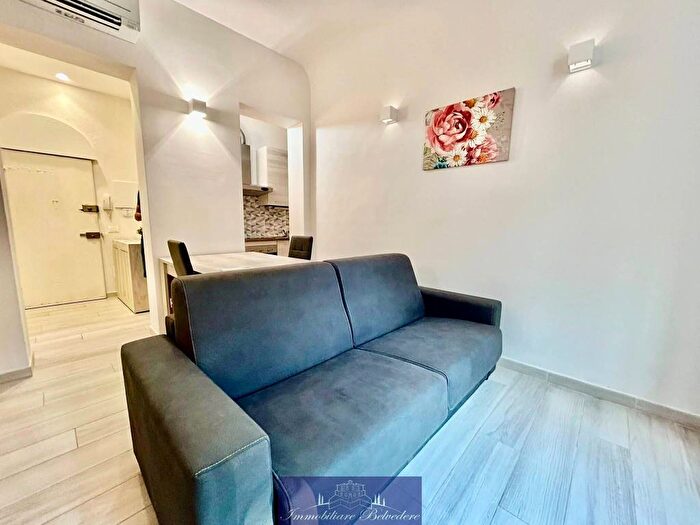 Appartamento bilocale in affitto in Via Cimabue, Beccaria Colombo, Firenze