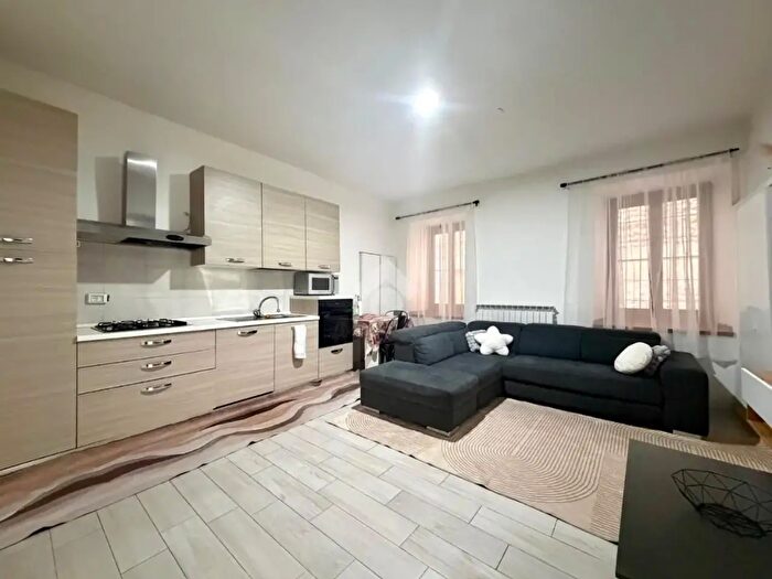 Appartamento trilocale in vendita in Via San Giorgio, Bonate Sotto