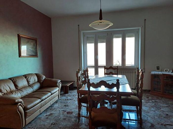 Appartamento con 5 locali in vendita in Via Roma, Vallecorsa