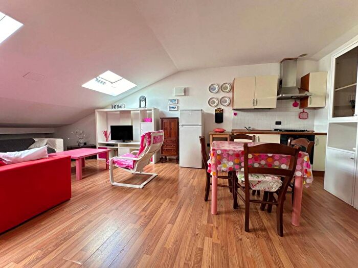 Casa bilocale in affitto in Viale dei Mille, Centro, Cervia