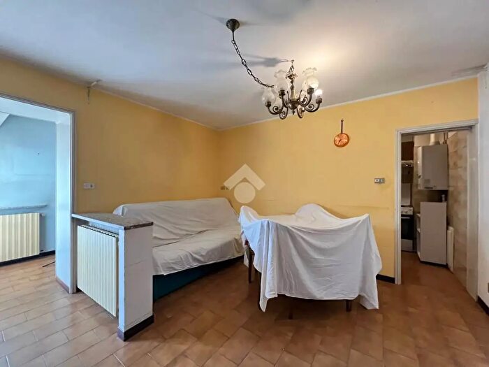 Appartamento trilocale in vendita in Via Bergamo, Clusone