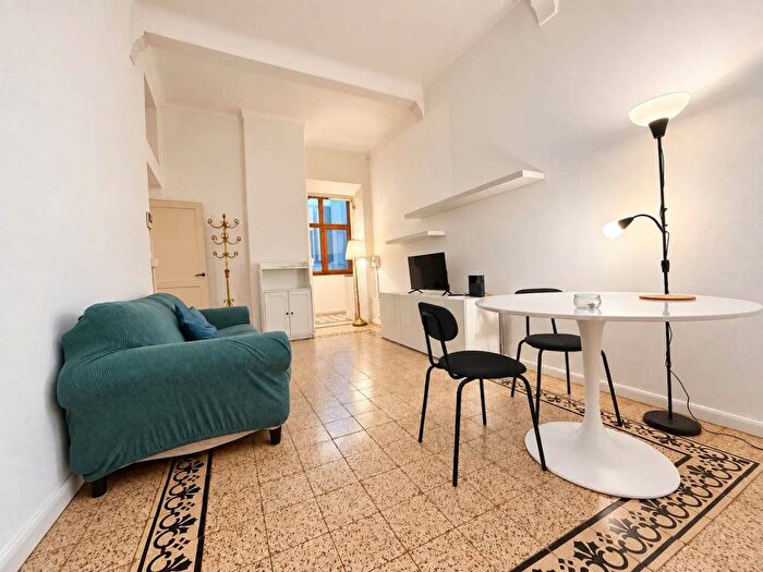 Appartamento quadrilocale in affitto in Santo Spirito, Firenze