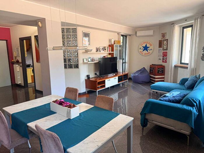 Appartamento con 5 locali in vendita in Via Francesco Ferrucci, Via Monza, Lissone