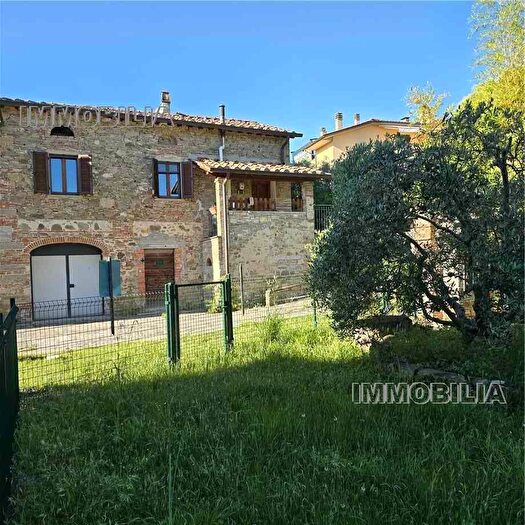 Casa con 5 locali in vendita in Sansepolcro