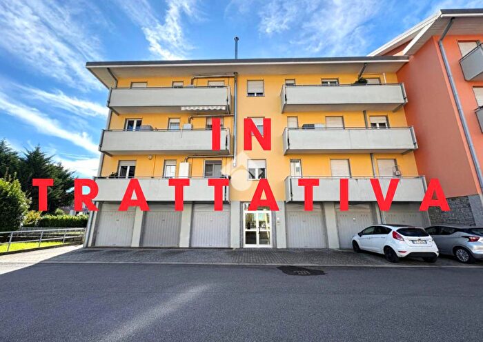 Appartamento quadrilocale in vendita in Via Scamozzi, Sondrio