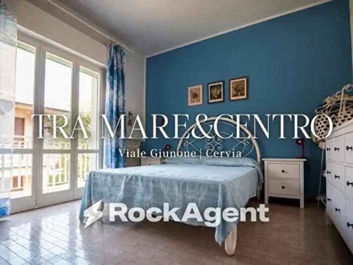 Appartamento trilocale in vendita in Viale Giunone, Cervia
