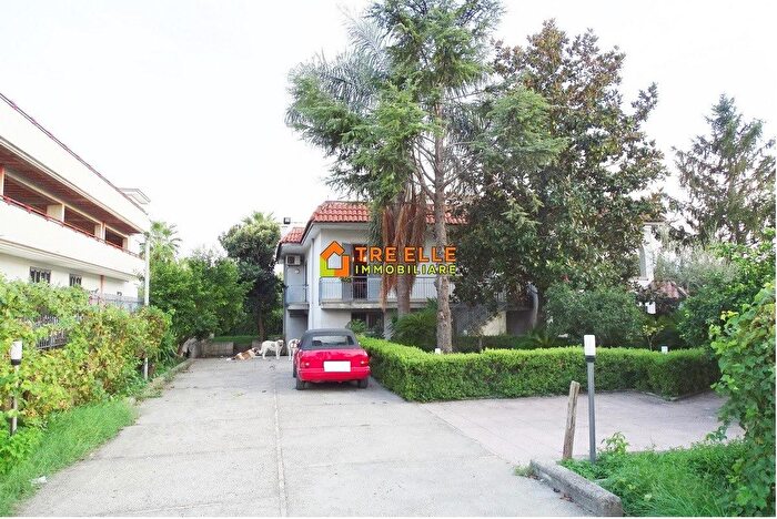 Casa con 5 locali in vendita in Strada Statale Bis Nola Na, Nola