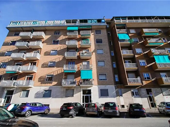 Appartamento bilocale in vendita in Via Piacenza, Torino