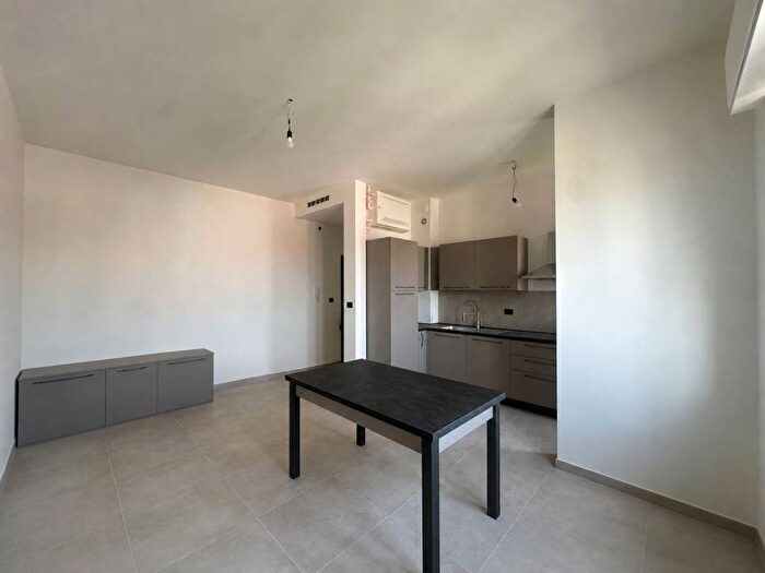 Appartamento bilocale in affitto in Via Guglielmo Oberdan, Centro, Savigliano
