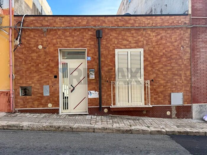 Casa con 5 locali in vendita in Via Fiume, Pachino