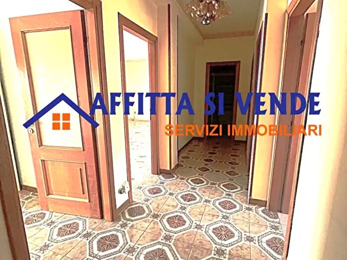 Appartamento con 5 locali in vendita in Via Alessandro Specchi a, Siracusa