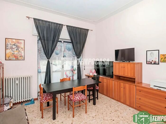 Appartamento trilocale in vendita in Via Cavour d, San Giuliano Milanese