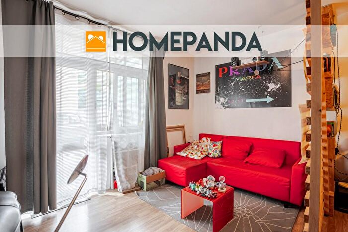 Appartamento con 10 locali in vendita in Via Vicinale Murate, Napoli