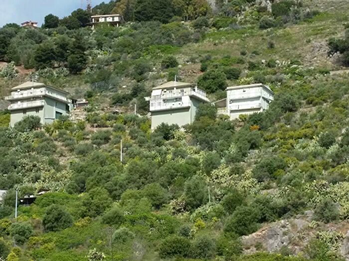 Appartamento con 5 locali in vendita in Via Rocca Rossa b, Misilmeri