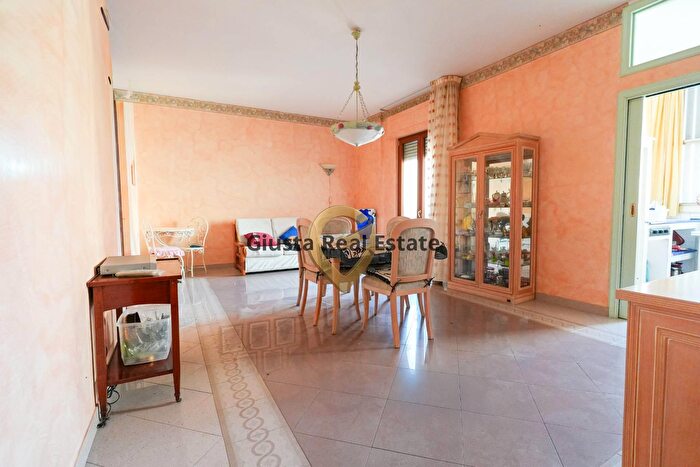 Appartamento quadrilocale in vendita in Via Achille Grandi, Brindisi