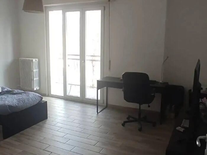 Appartamento quadrilocale in vendita in Via Mille, Parma