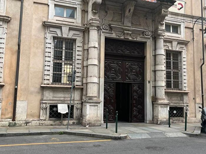 Appartamento bilocale in affitto in Via Conte Giambattista Bogino, Via Roma, Torino
